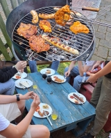 Offener Jugendraum mit Grillen
